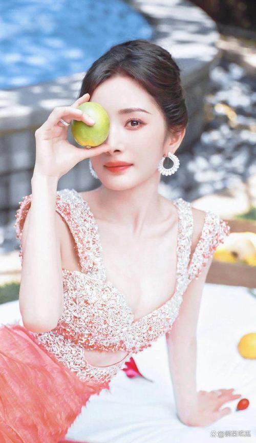 2025新澳门天天开好彩大乐透开奖号码和杨幂论文AI率涨91%与杨幂的毕业论文